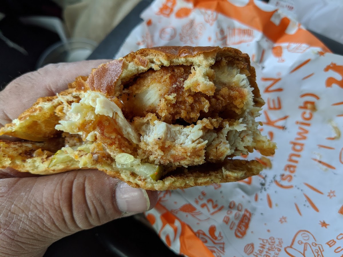 Popeyes Louisiana Kitchen-5